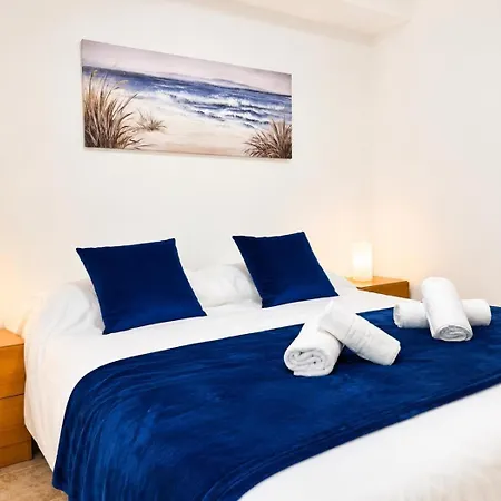 Mediterranean Beachfront Apartman