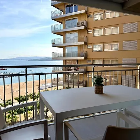 Apartment Mediterranean Beachfront Palamos